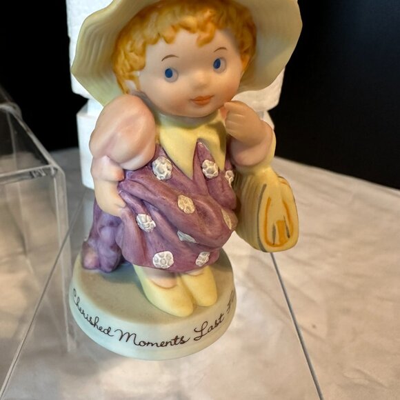 Vintage 1983 Set of Avon Mother's Day Figurines/Love is a Song for Mother Plate - Picture 7 of 16